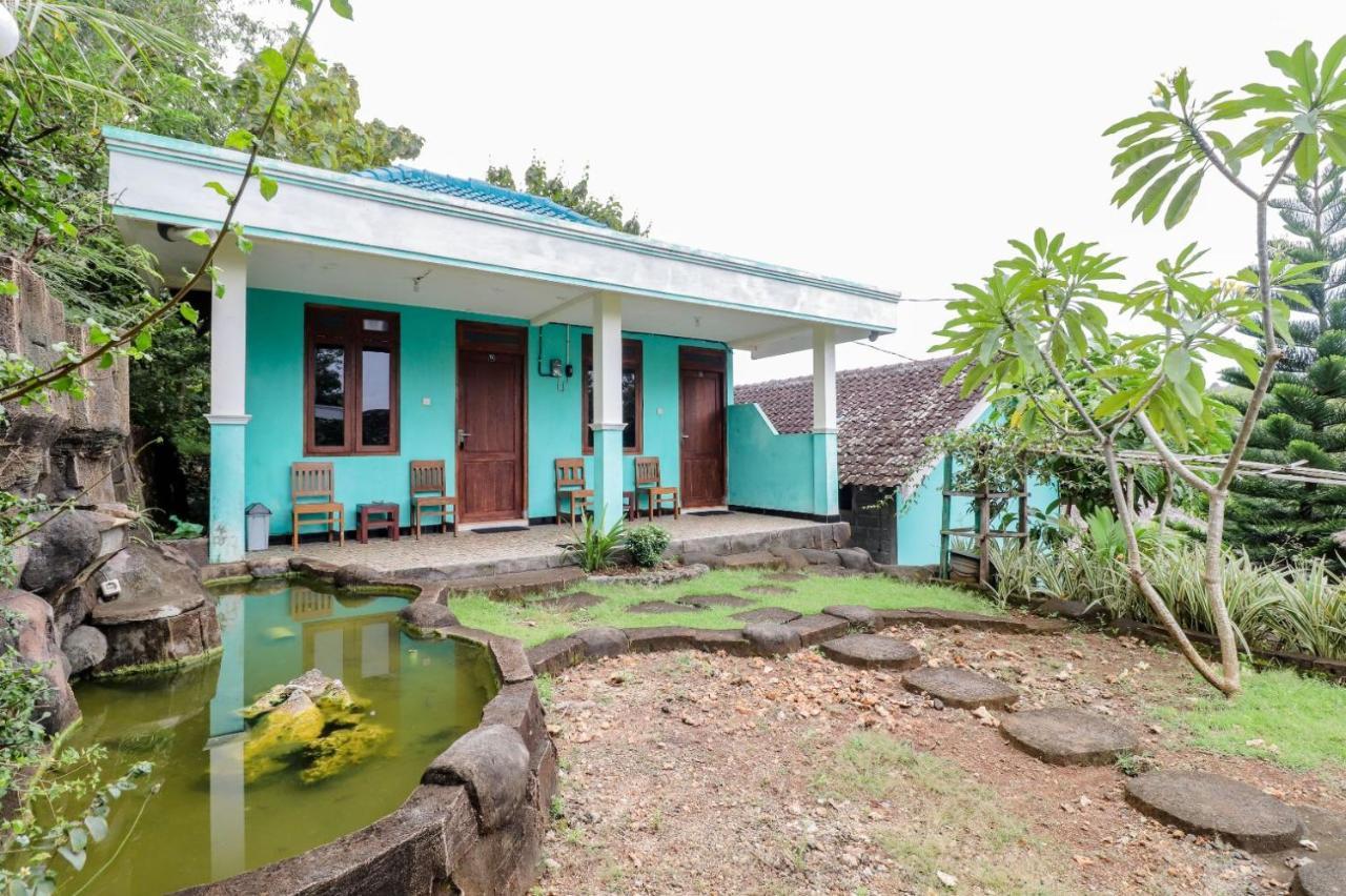 Rock Garden Homestay & Resto Tepus Esterno foto