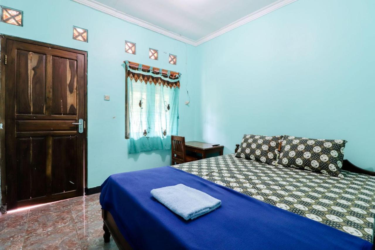 Rock Garden Homestay & Resto Tepus Esterno foto