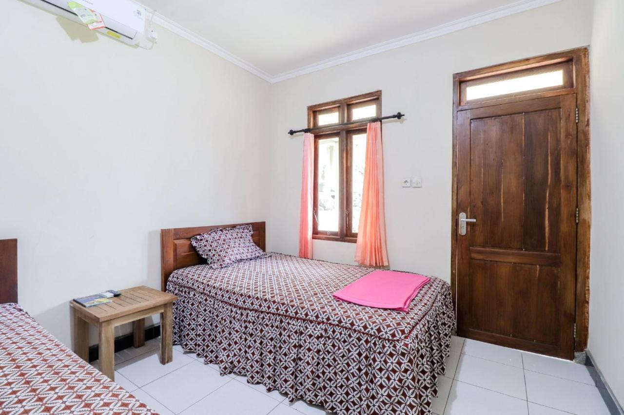 Rock Garden Homestay & Resto Tepus Esterno foto